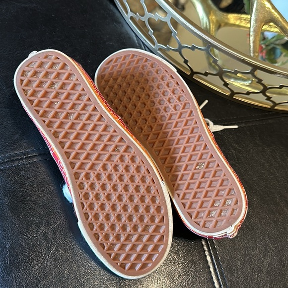 Mongoose Vans - Picture 3 of 7